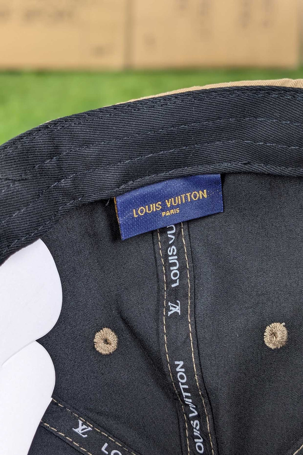 LV LOGO CAP - 0625028 - 999