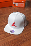 JORDAN EMBLEM WHITE CAP - 6624023