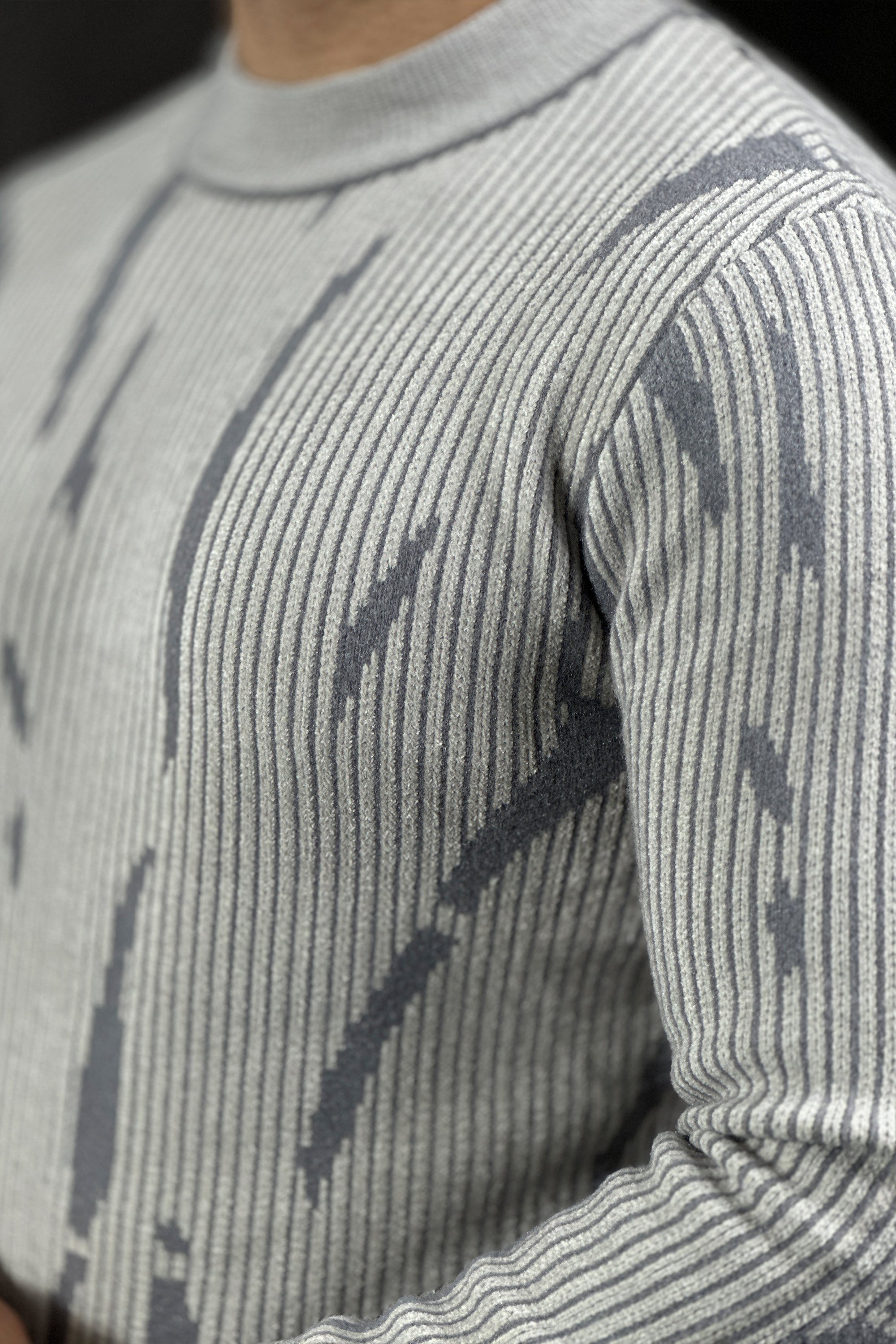 Grey Crew Neck Sweatshirt - 1124150